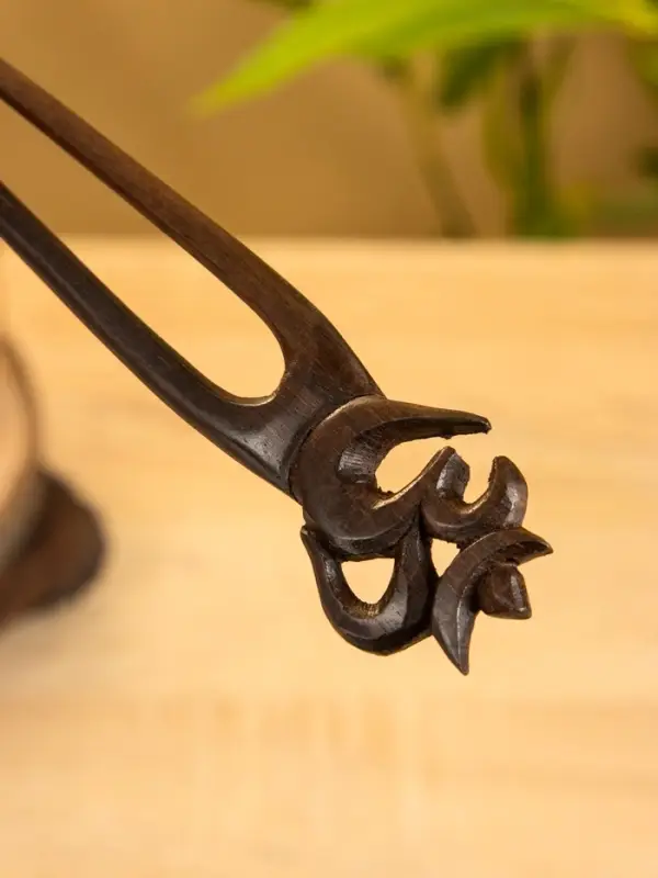 Заколка для волос фигурная, дерево Соно, ракушка, 17х3 см, цв. тёмно-коричневый