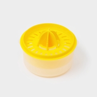 Сепаратор-соковыжималка с контейнером Доляна &laquo;Солнышко&raquo;, 2 в 1, пластик, 13&times;10 см, 600 мл, жёлтый