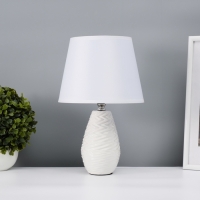 Настольная лампа с абажуром RISALUX &laquo;Мелли&raquo;, Е14, 40 Вт, белый, 19.5&times;19&times;,5&times;31.5 см