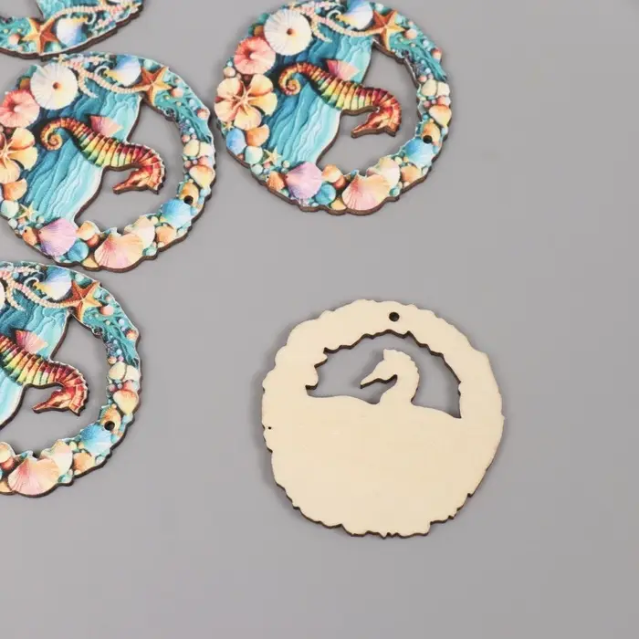 Декор для творчества дерево "Морской конёк" 3,9х3,9х0,3 см