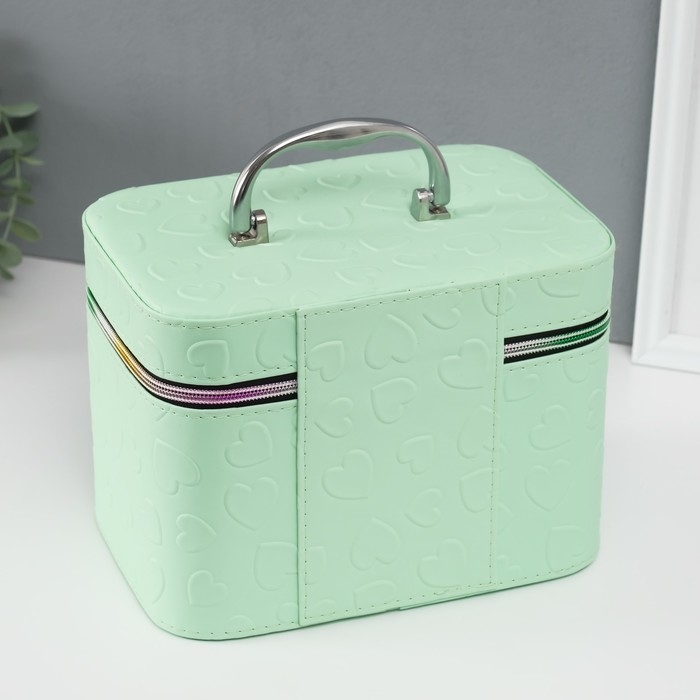 Шкатулка кожзам с зеркалом "Сердца" св-зелёная набор 3 шт 19х10,5х10,5 21х13х14 15х23х17 см