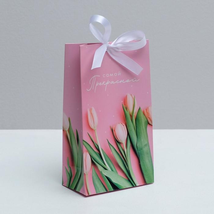 Пакет подарочный с лентой, упаковка, &laquo;Самой прекрасной&raquo;, 13 х 23 х 7 см