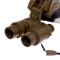 Шлем &laquo;Штурмовик&raquo;, световые и звуковые эффекты, работает от батареек