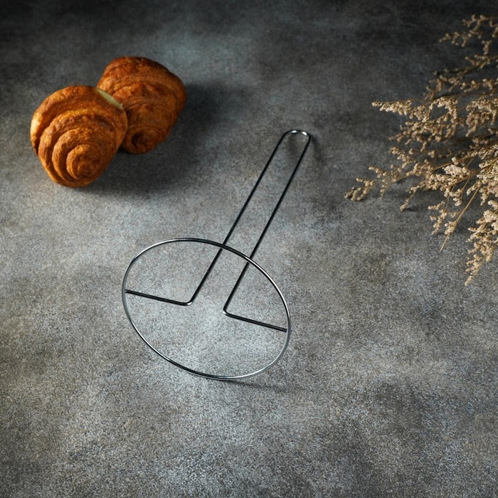 Держатель для бумажных полотенец Доляна, 13,5&times;13,5&times;28 см, цвет хром