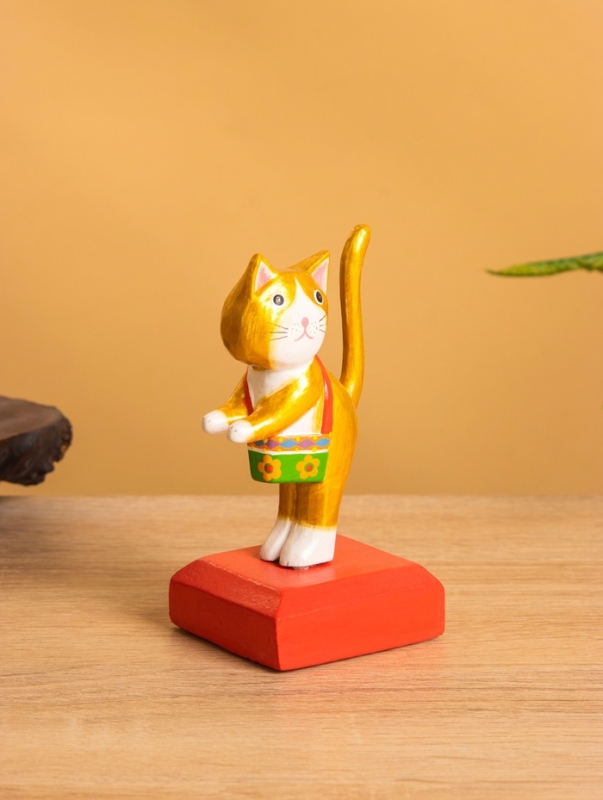 Сувенир на подставке &laquo;Кошка с сумочкой&raquo;, 5&times;5&times;11 см, дерево