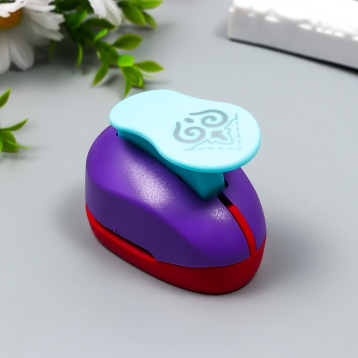 Дырокол фигурный для углов "Букет" вырубка 2,5 см 8х8 см