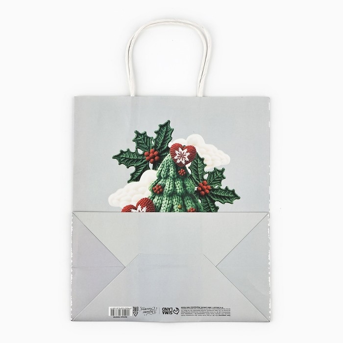 Пакет подарочный новогодний &laquo;Чудеса&raquo;, ёлка, белый крафт, 22 х 25 х 12 см , Новый год