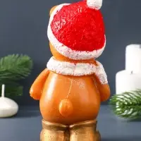 Свеча фигурная "Мишка в красной шапке" 8х8х17,5 см