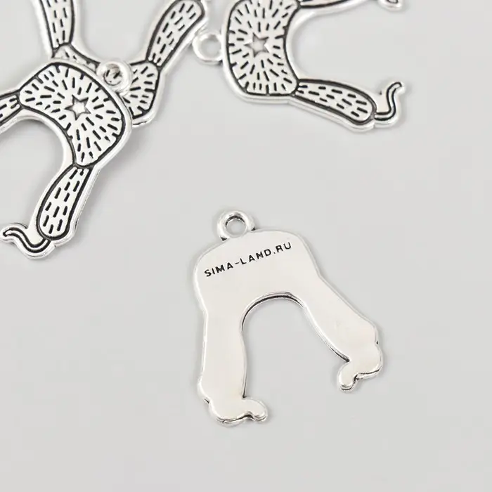 Металлический элемент, декоративная подвеска &laquo;Арт Узор. Шапка ушанка со звездой&raquo;, 2.4&times;2.6 см