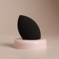 Скошенный спонж для макияжа &laquo;Капля&raquo;, 6 &times; 4 см, увеличивается при намокании, в футляре, цвет чёрный