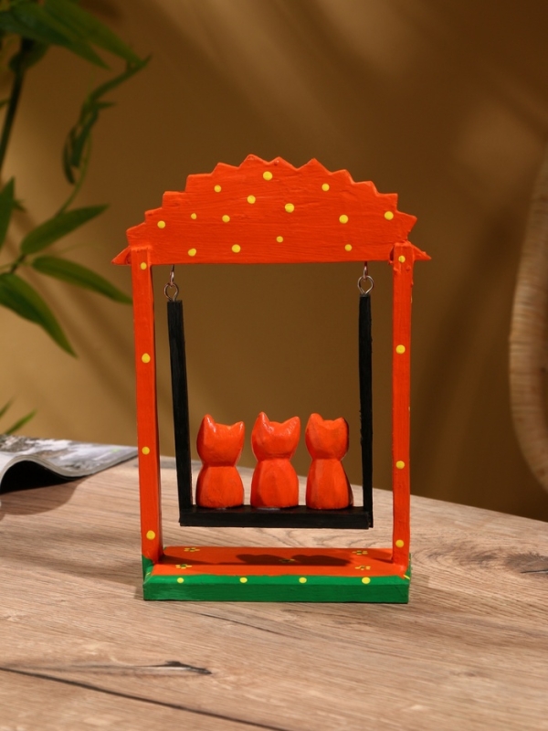 Сувенир интерьерный "Кошки на качелях" дерево 19х24 см