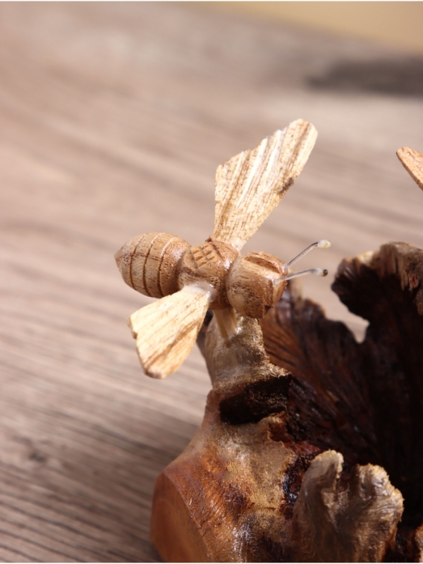 Сувенир "Пчелки" дерево Джати и Камал, 9х6х6 см