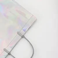 Пакет подарочный ПВХ, голография, серебро, пластикова ручка, 32&times;28&times;11 см