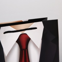 Пакет подарочный ламинированный, упаковка, &laquo;Лучшему мужчине&raquo;, L 28 х 38 х 9 см