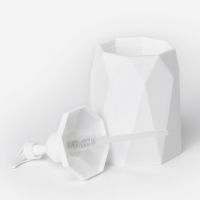 Дозатор для мыла &laquo;Призма&raquo;, 330 мл, цвет белый