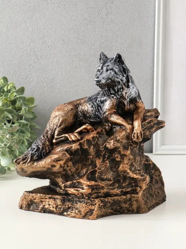 Копилка "Волк на скале" 16х28х27 см, бронза с серебром