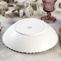 Салатник фарфоровый Magistro &laquo;Цветок Бланш&raquo;, d=26,5 см, цвет белый