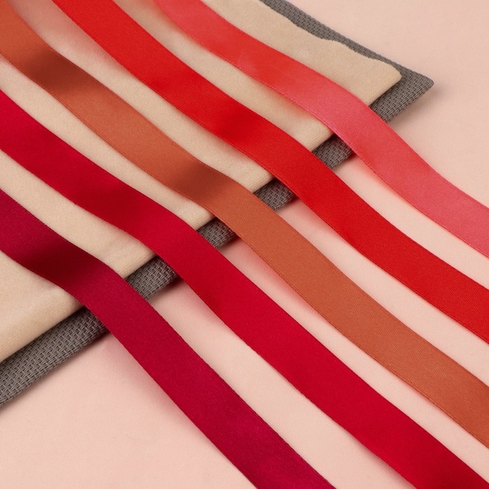 Набор атласных лент, 5 шт, размер 1 ленты: 20 мм &times; 23 &plusmn; 1 м, цвет красный спектр