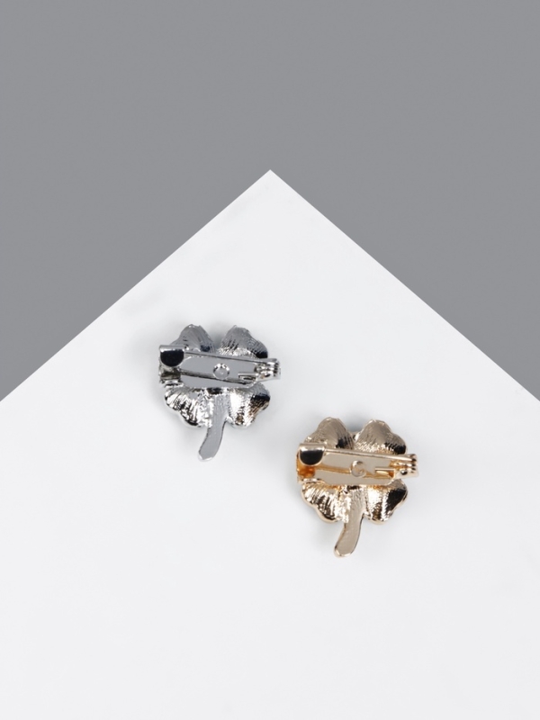 Брошь &laquo;Клевер&raquo; сапфировый, МИКС, (неделимая фасовка 12 шт., цена за шт.)