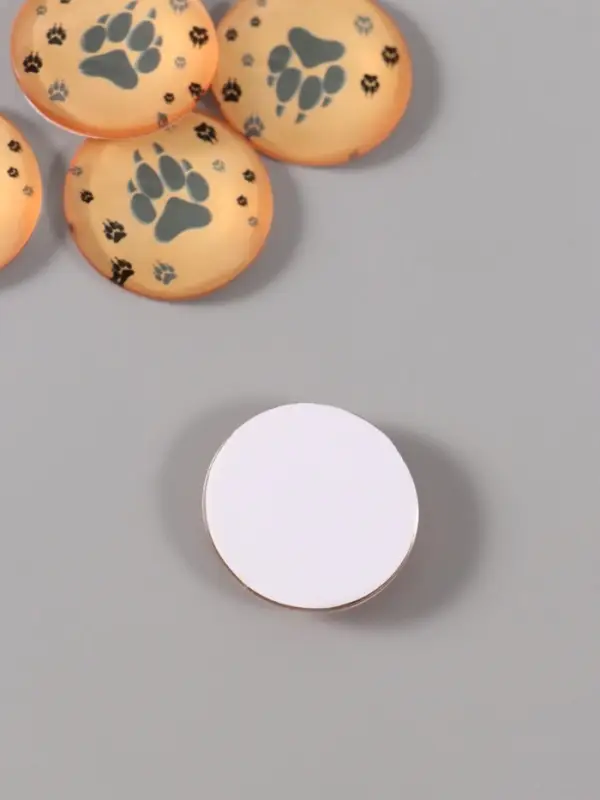 Кабошон стекло для творчества "Круг. Следы волка" 3х3 см