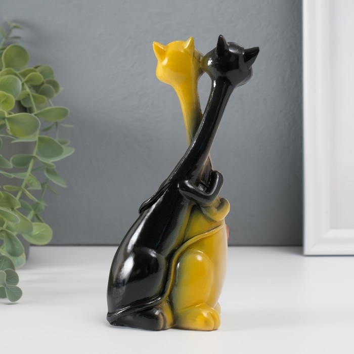 Сувенир полистоун обнимашки "Кошка с котом - танго" 17,3х7х4,2 см