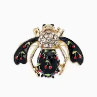 Брошь "Пчела в вишню", цветная в золоте