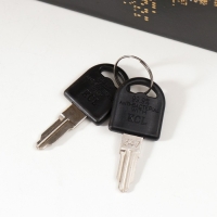 Сейф-книга дерево кожзам "Город в ночных огнях. Золото" 27х18х7 см