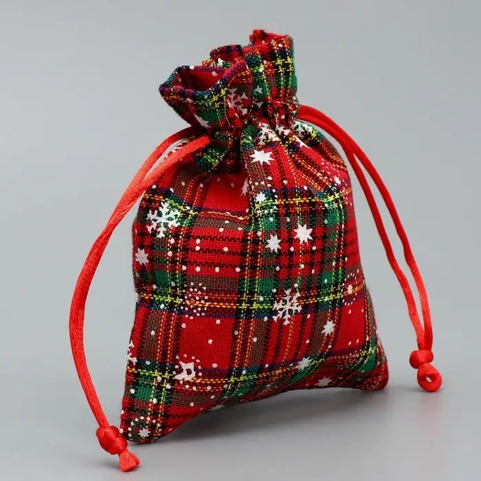 Мешочек подарочный холща &laquo;Новогодние истории&raquo;, снежинки, 10 х 12 см +/- 1.5 см