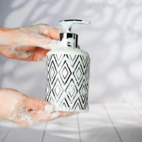 Набор аксессуаров для ванной комнаты Доляна &laquo;Марокко&raquo;, 3 предмета (мыльница, дозатор для мыла, стакан)