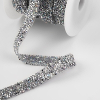 Стразы термоклеевые, с голографией, ширина - 15 мм, 4,5 &plusmn; 0,5 м, цвет серебряный