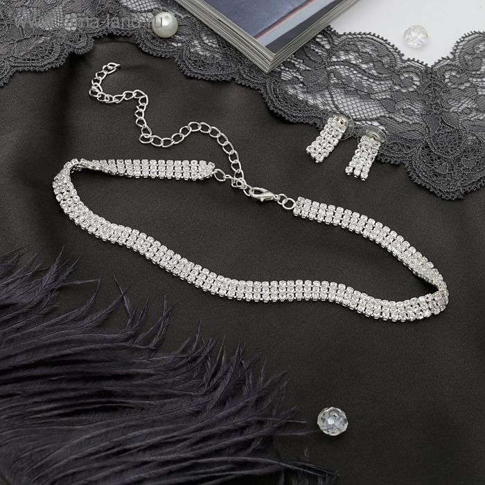 Набор 2 предмета: серьги, чокер &laquo;Лёд&raquo; три ряда, цвет белый в серебре, 30 см