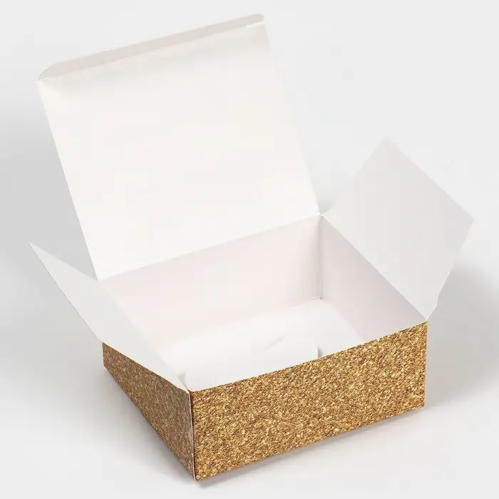 Подарочная коробка складная, новогодняя&laquo;Новогодние шары&raquo;, 12 х 10 х 5 см, Новый год