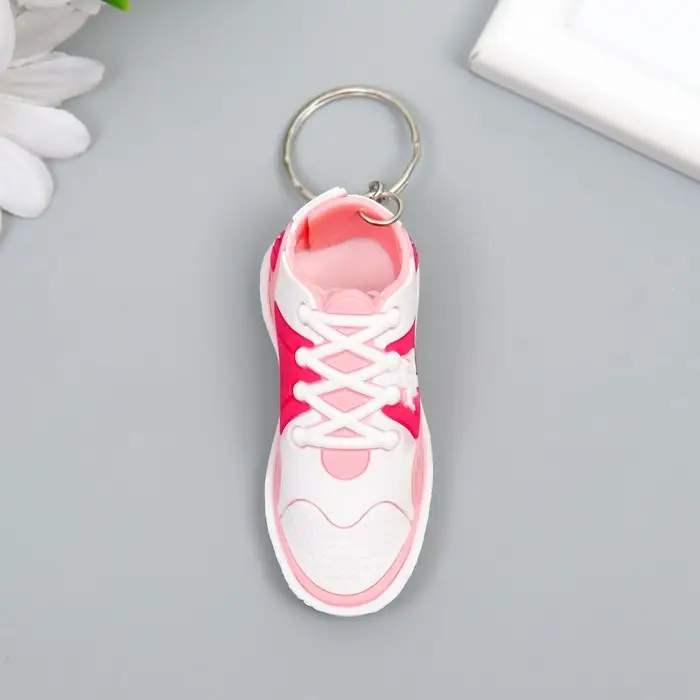 Брелок резина "Кроссовок " МИКС 3х2,5х7,5 см