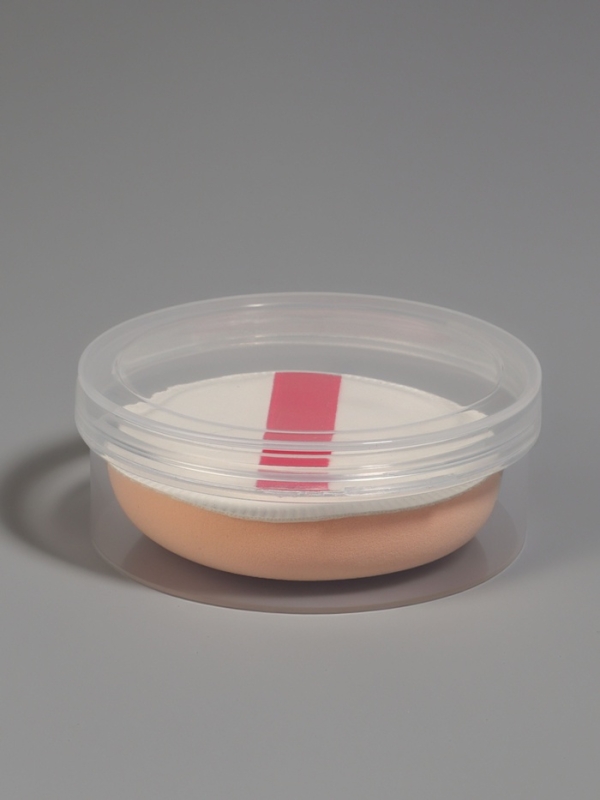 Спонж д/макияжа круг с держат d5см  в пласт футляре латекс белый пакет QF