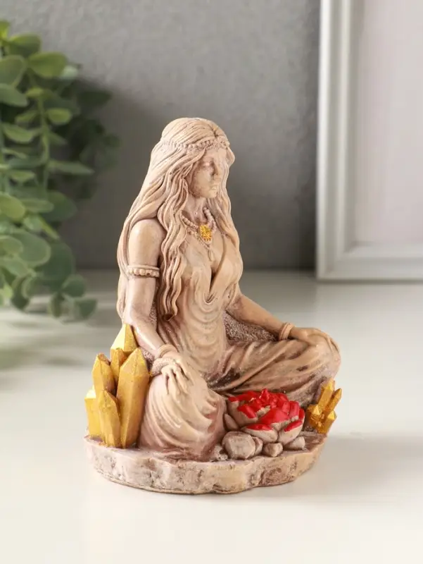 Статуэтка "Богиня любви Парвати" 11х9х7 см, гипс, слоновая кость