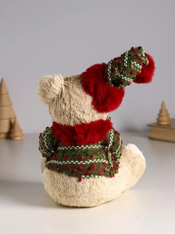 Декор "Медведь в свитере и колпаке, с еловой веткой" 16х15х27 см