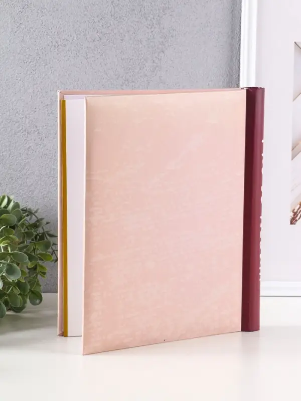 Фотоальбом "Зайки" 10 "магнитных"листов 23X28см, пер-т внутр.спираль