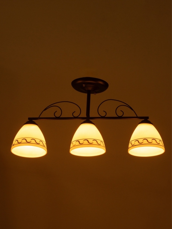 Люстра "Кинг" 3х40Вт Е27 черный