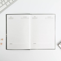 Ежедневник в подарочной коробке. Твердая обложка А5, 80л &laquo;Настоящему герою&raquo;