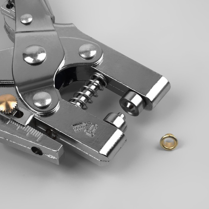 Щипцы с дыроколом для установки блочек, с блочками, d = 4 мм, 17 &times; 10 см, цвет серебряный