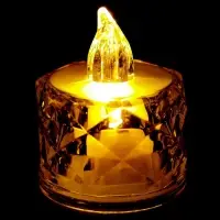 Свеча светодиодная, горит жёлтым
