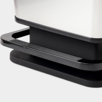 Контейнер для мусора с педалью "Металл" 20л