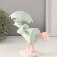 Сувенир полистоун "Утка в зелёном дождевике в сапогах в горох, с зонтом" 15х9х12,5 см