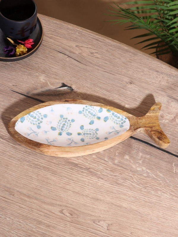 Блюдо в форме рыбки "Черепаха и цветы" дерево манго 32х11,5х2 см