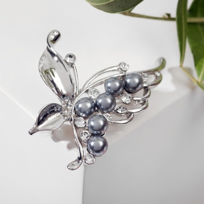 Брошь &laquo;Бабочка&raquo; с жемчужным крылом, цвет серый в серебре