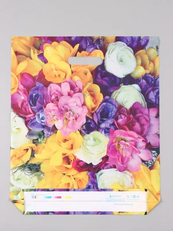 Пакет "Весенний букет", полиэтиленовый с вырубной ручкой, 38 х 45 + 3 см, 60 мкм