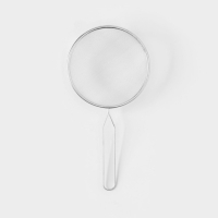 Сито для просеивания с ручкой Доляна &laquo;Помощник&raquo;, d=14 см, цвет серебристый