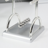 Маятник "Шары Ньютона" серебро 9х9х8 см