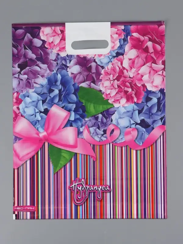 Пакет "Гортензия, полиэтиленовый с вырубной ручкой 38х47 см, 60 мкм