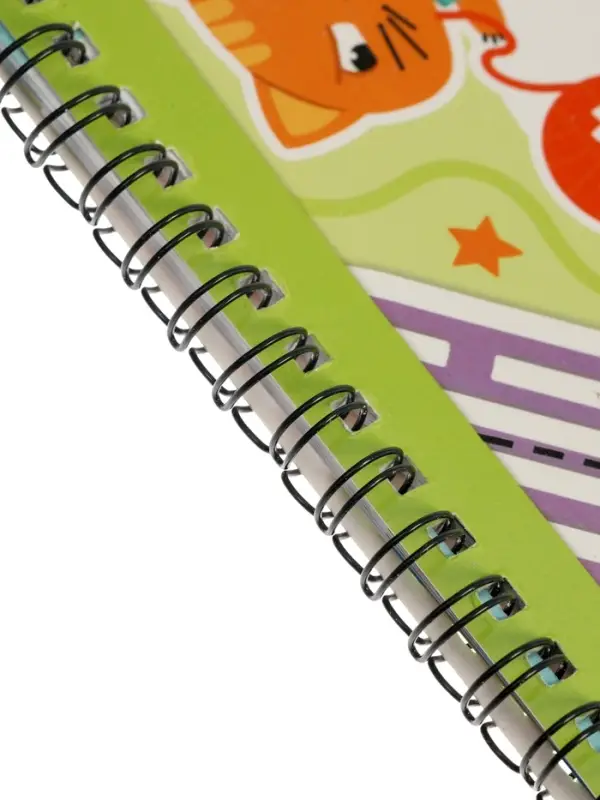 Книга "Многоразовые лабиринты", с маркером